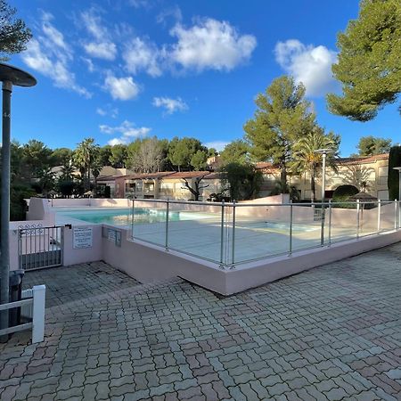 Studio Climatise Piscine Et Proche Plage Sanary-sur-Mer Exterior foto